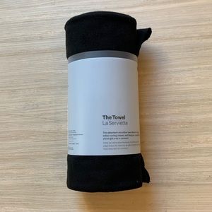 New lululemon The Towel for hot yoga